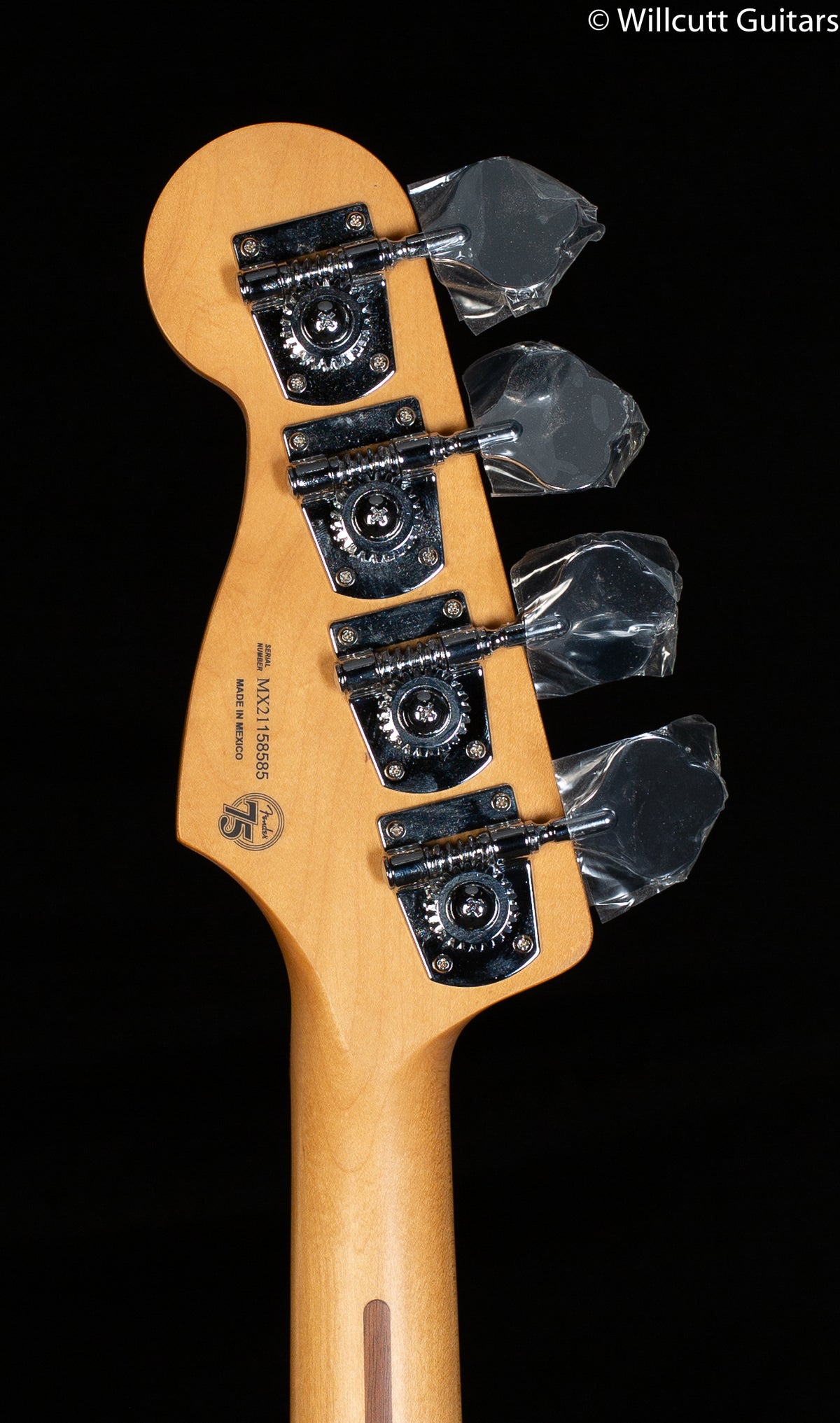 Fender Player Plus Jazz Bass 3-Color Sunburst Pau Ferro Fingerboard Bass Guitar (585)