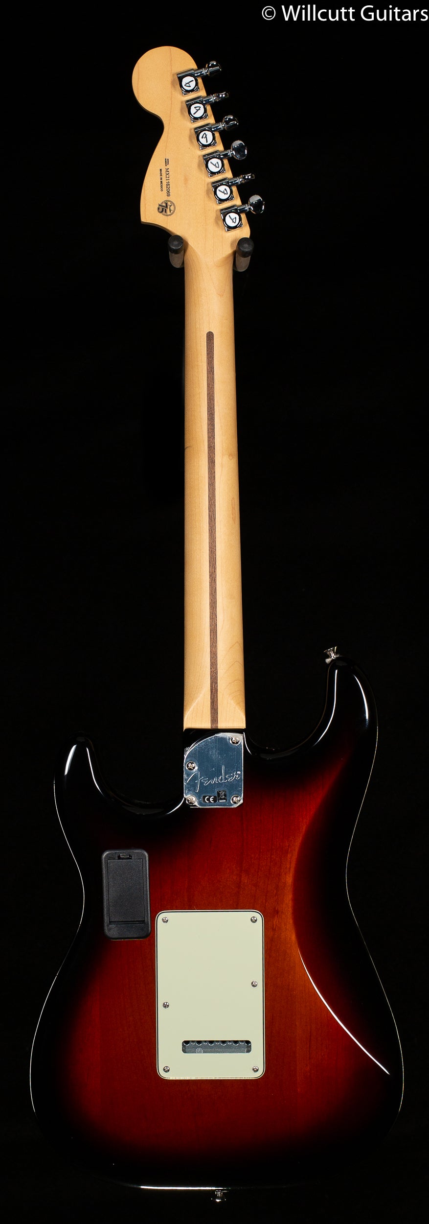 Fender Deluxe Roadhouse Stratocaster 3-Tone Sunburst Pau