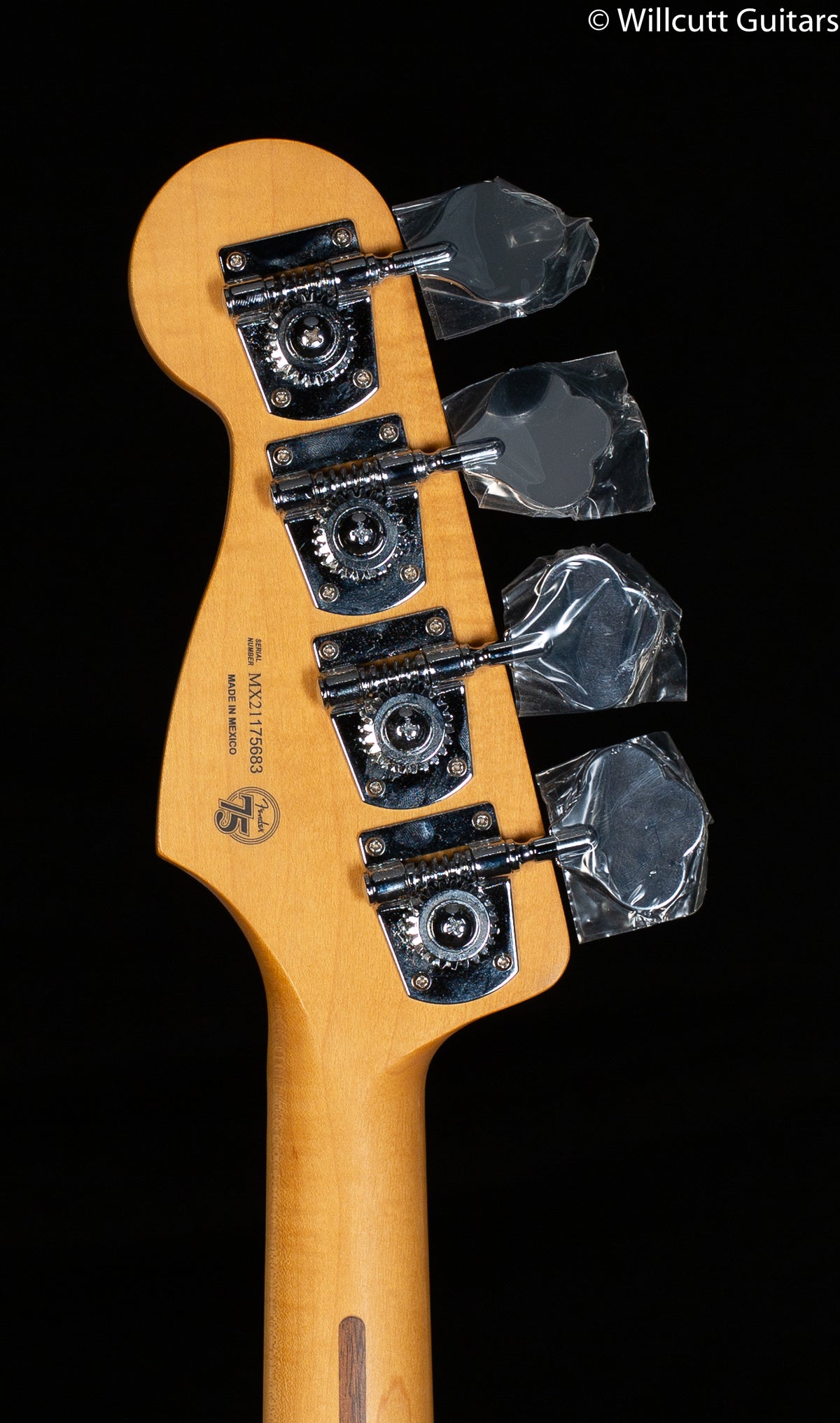 Fender Player Plus Jazz Bass 3-Color Sunburst Pau Ferro Fingerboard Bass Guitar (683)