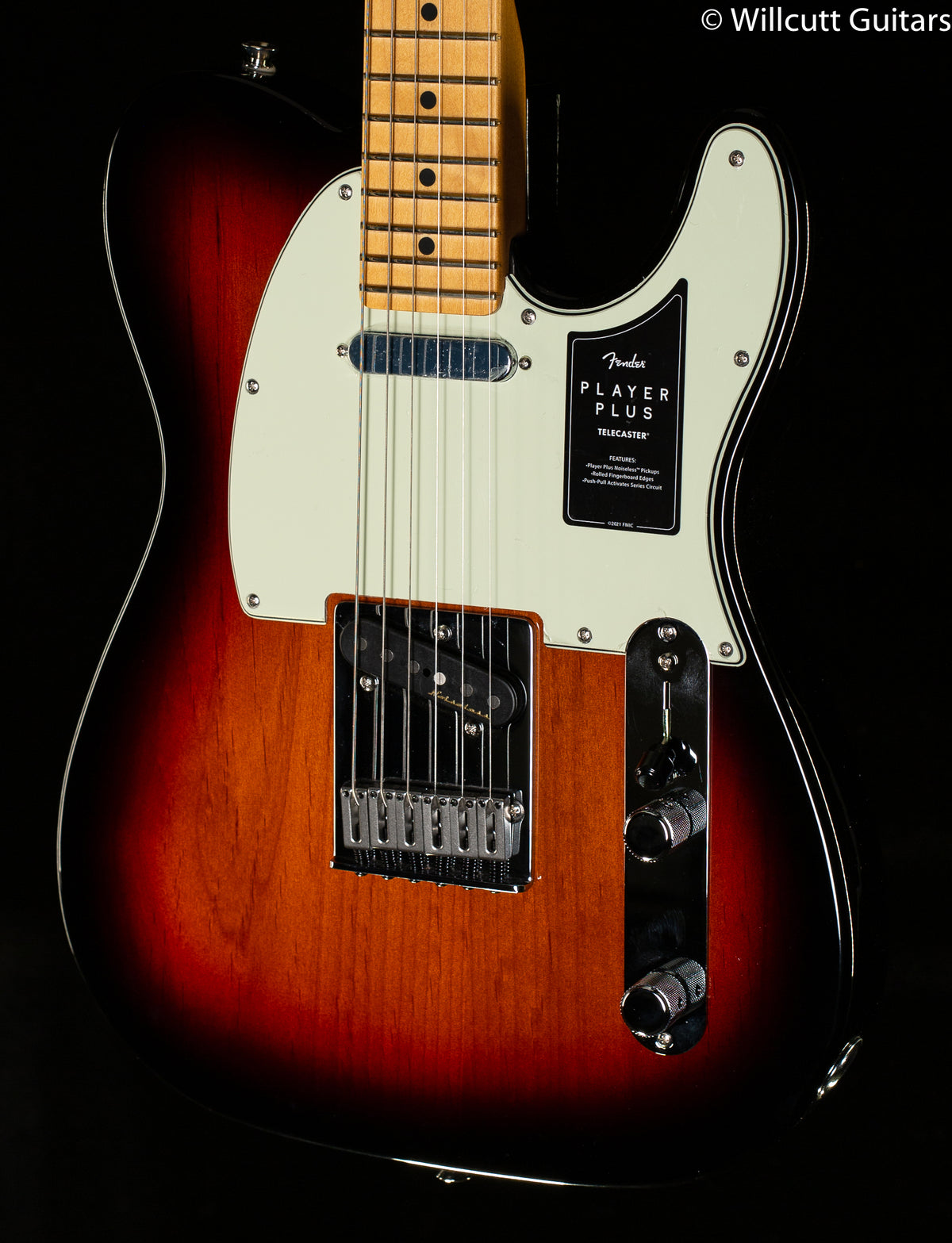 Fender Player Plus Telecaster Maple Fingerboard 3-Color Sunburst