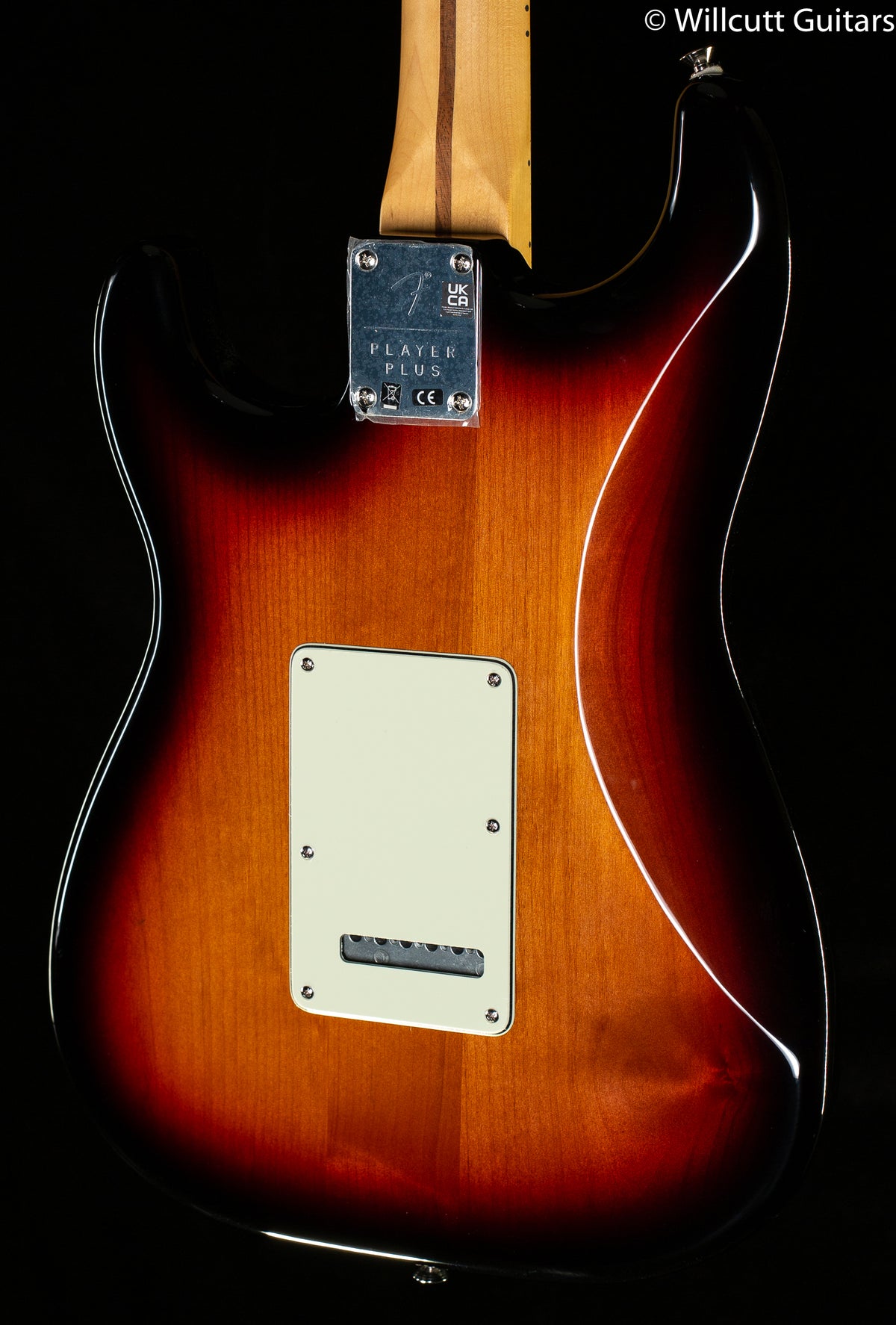 Fender Player Plus Stratocaster HSS Maple Fingerboard 3-Color Sunburst