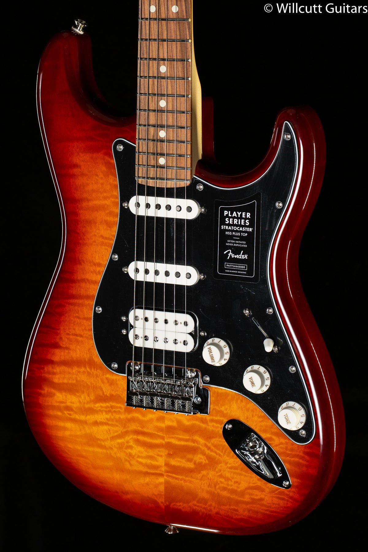 Fender Player Stratocaster HSS Plus Top Pau Ferro Fingerboard Tobacco Sunburst