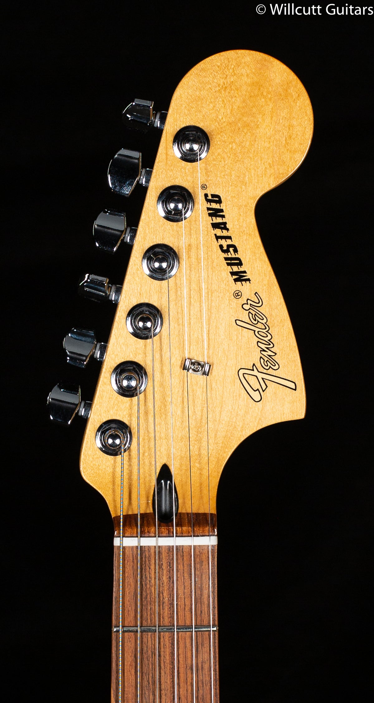 Fender Player Mustang®, Pau Ferro Fingerboard, Firemist Gold (211)