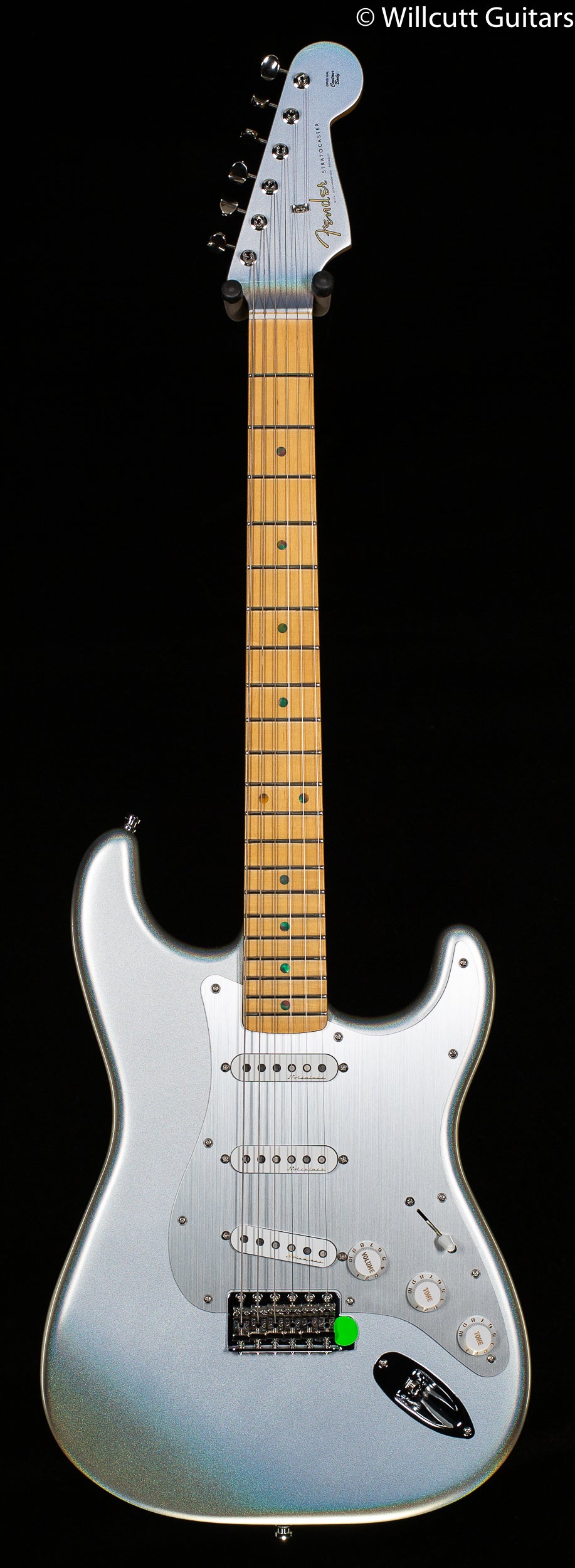 Fender H.E.R. Stratocaster Chrome Glow Maple Fingerboard (643)