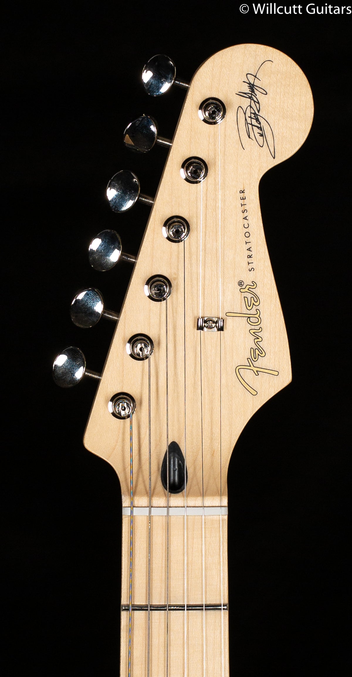 Fender Buddy Guy Standard Stratocaster Maple Fingerboard Polka Dot Finish