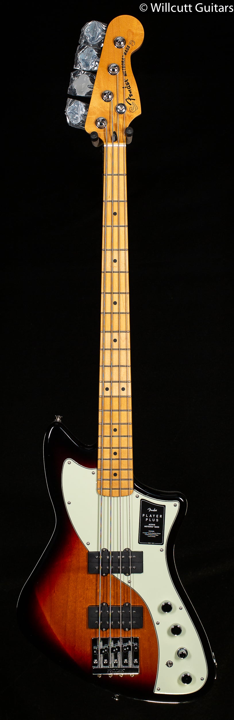 Fender Player Plus Active Meteora Bass Maple Fingerboard 3-Color Sunburst Bass Guitar (102)