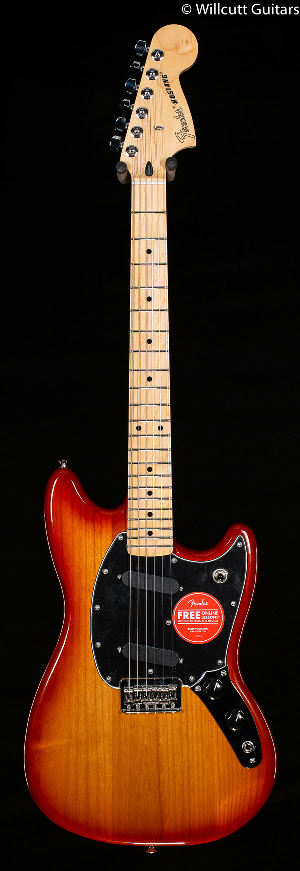 Fender Player Mustang Maple Fingerboard Sienna Sunburst (008