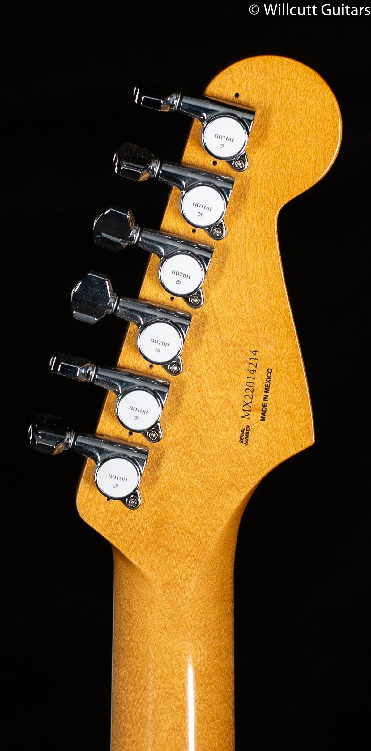 Fender Kurt Cobain Jaguar 3-Tone Sunburst Lefty