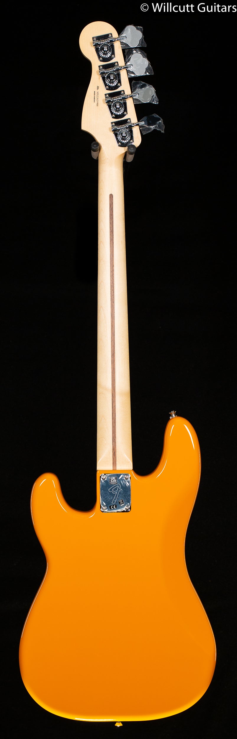 Fender Player Precision Bass Pau Ferro Fingerboard Capri Bass Guitar