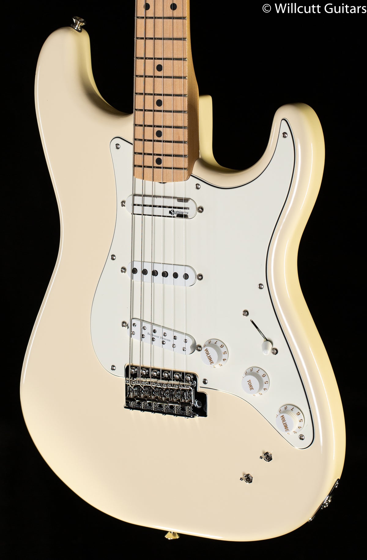 Fender  EOB Stratocaster Maple Fingerboard Olympic White (846)