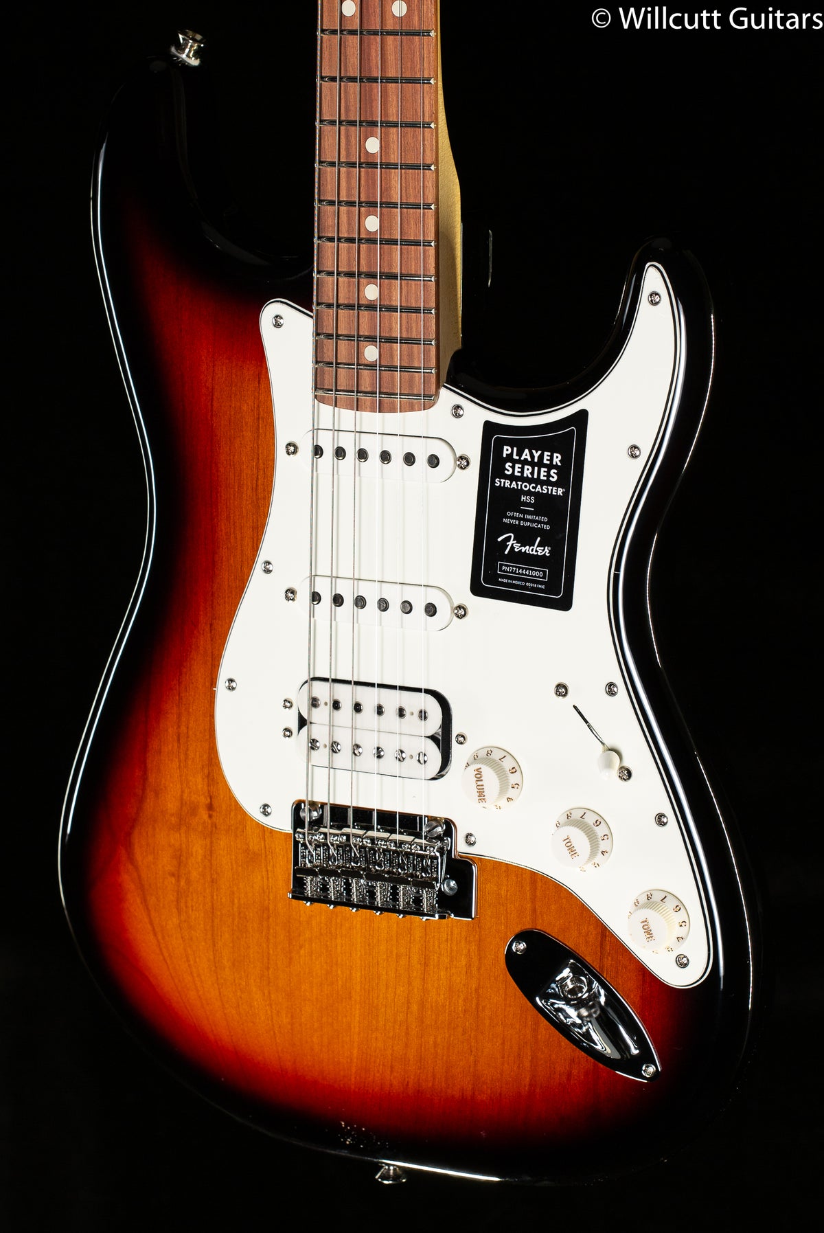 Fender Player Stratocaster HSS Pau Ferro Fingerboard 3-Color Sunburst (094)