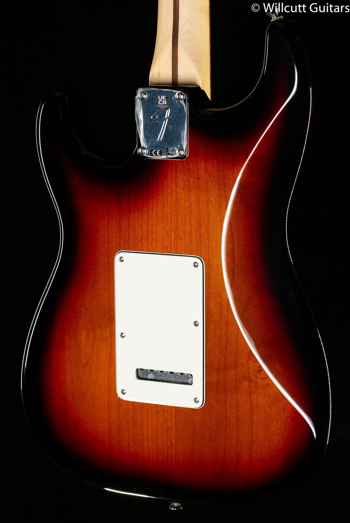 Fender Player Stratocaster HSS Pau Ferro Fingerboard 3-Color Sunburst (094)