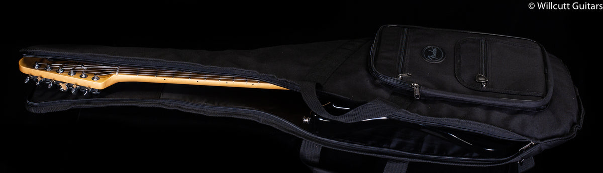 Fender Player Plus Meteora® HH, Maple Fingerboard, Silverburst