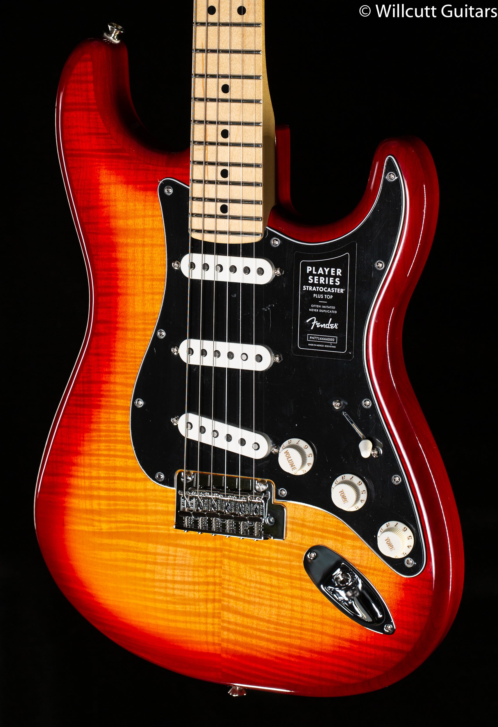 Fender Player Stratocaster Plus Top Aged Cherry Burst Maple