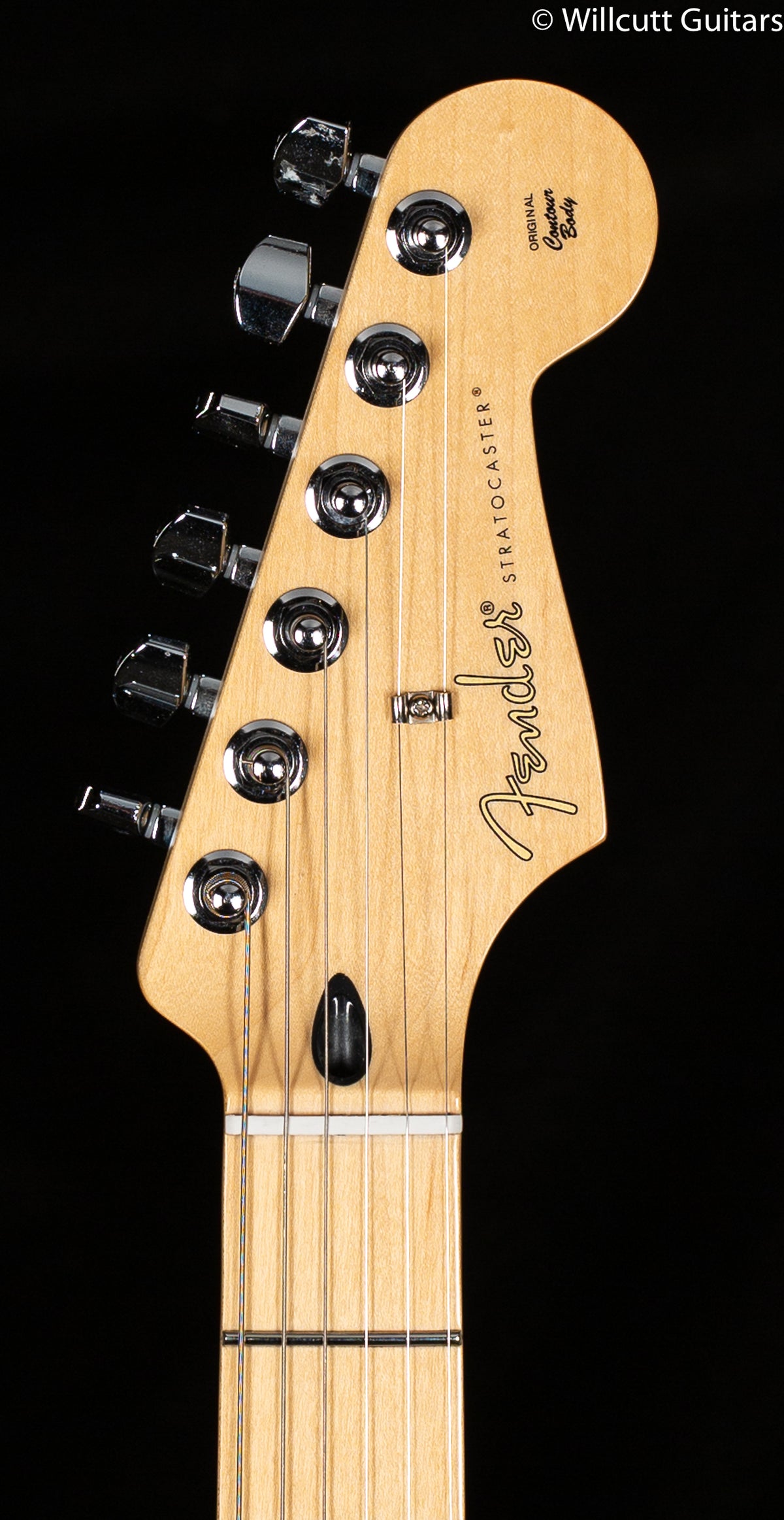 Fender Player Stratocaster HSS Maple Fingerboard 3-Color Sunburst (720)