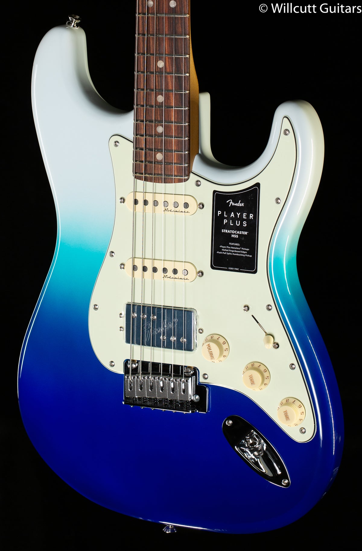 Fender Player Plus Stratocaster HSS Pau Ferro Fingerboard Belair