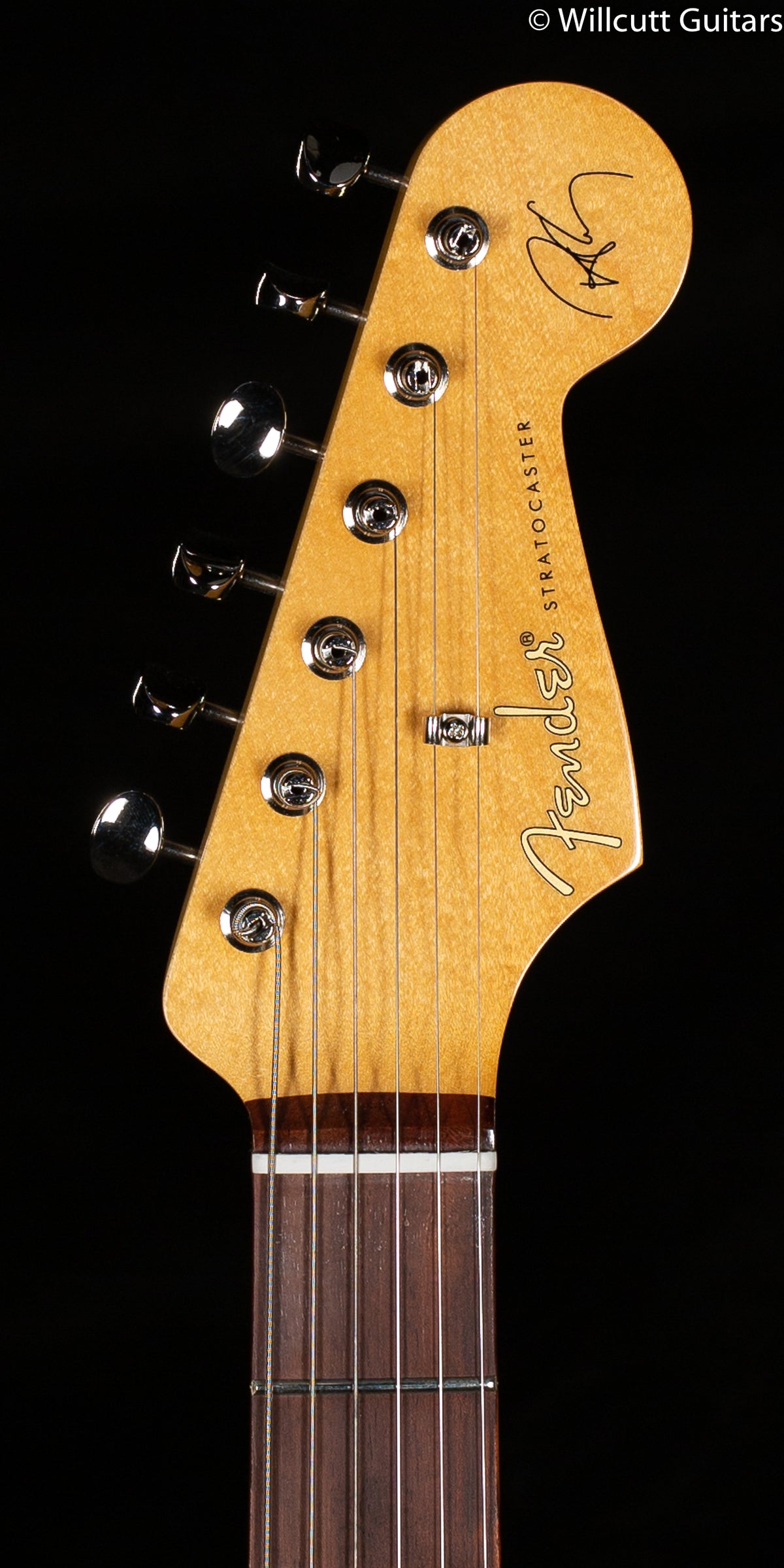 Fender Robert Cray Stratocaster, Rosewood Fingerboard, 3-Color Sunburst (181)
