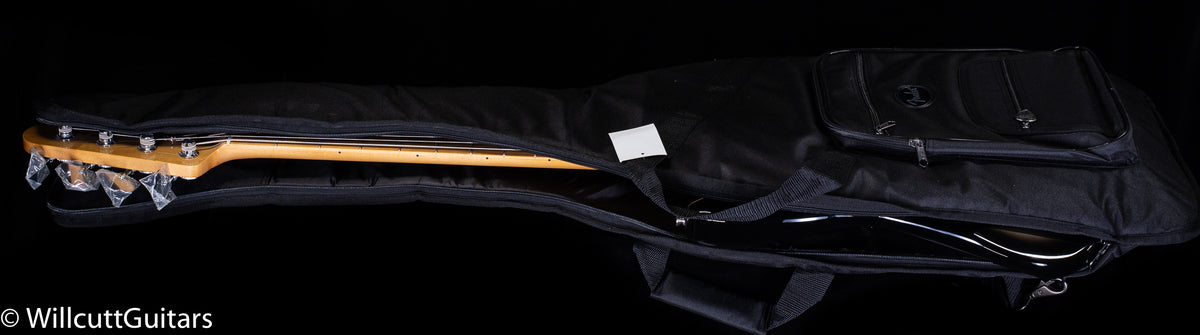 Fender Player Plus Active Meteora Bass Maple Fingerboard Silverburst (097)