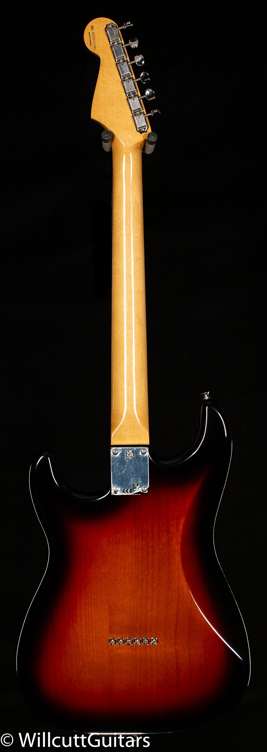 Fender Robert Cray Stratocaster, Rosewood Fingerboard, 3-Color Sunburst (562)