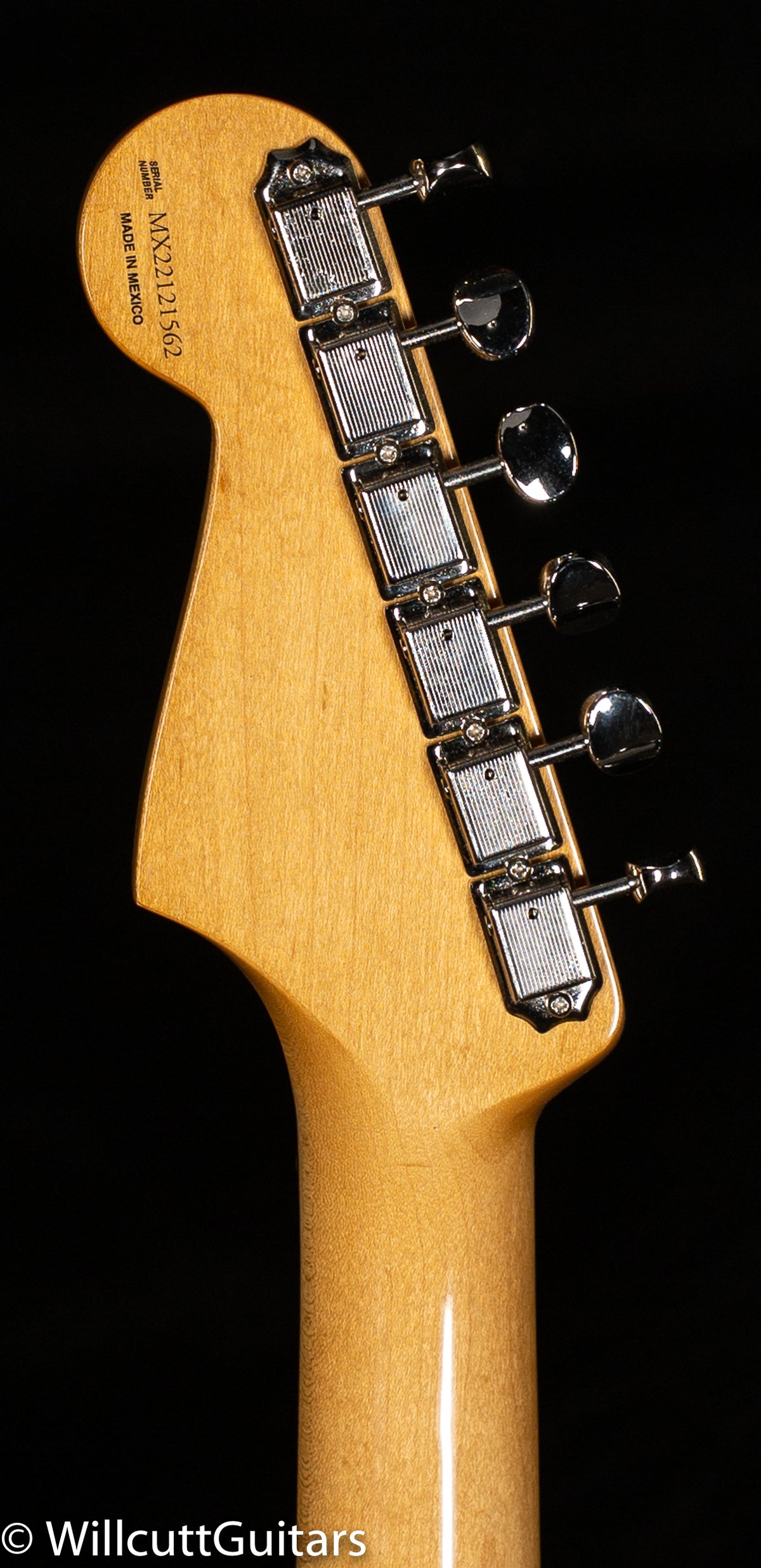 Fender Robert Cray Stratocaster, Rosewood Fingerboard, 3-Color Sunburst (562)