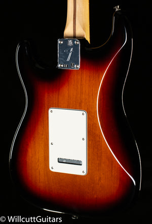 Fender Player Stratocaster HSS, Pau Ferro Fingerboard, 3-Color Sunburst (662)
