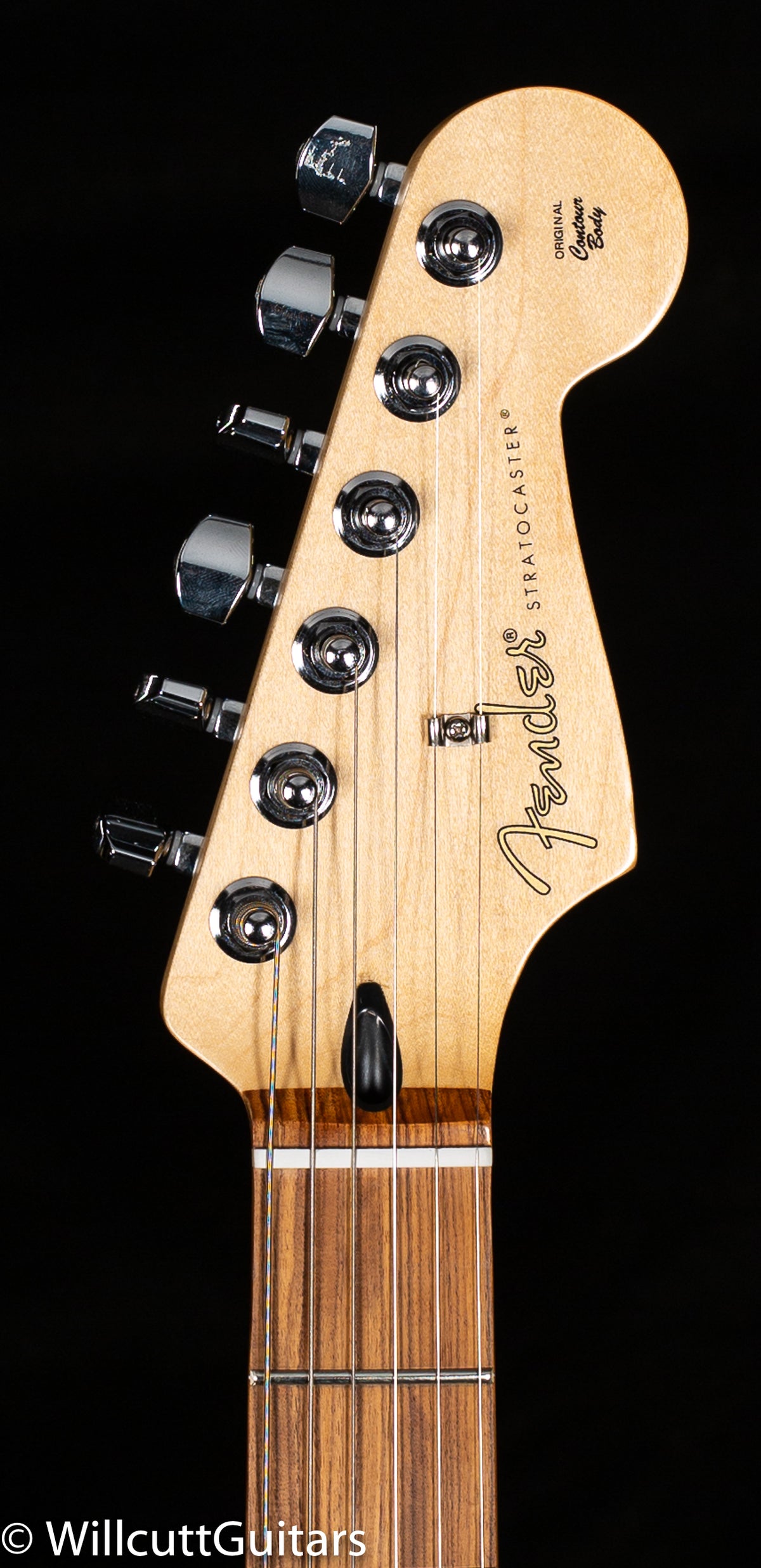 Fender Player Stratocaster HSS, Pau Ferro Fingerboard, 3-Color Sunburst (662)