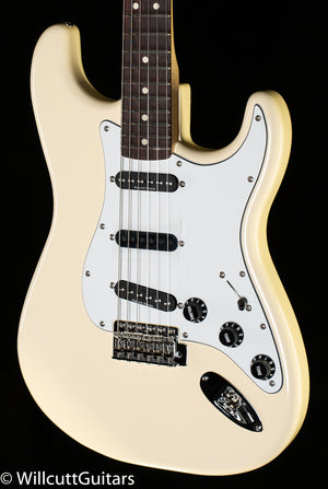 Fender Ritchie Blackmore Stratocaster Scalloped Rosewood Fingerboard Olympic White (497)
