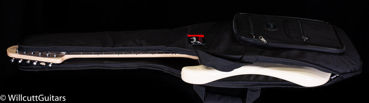 Fender Ritchie Blackmore Stratocaster Scalloped Rosewood Fingerboard Olympic White (980)