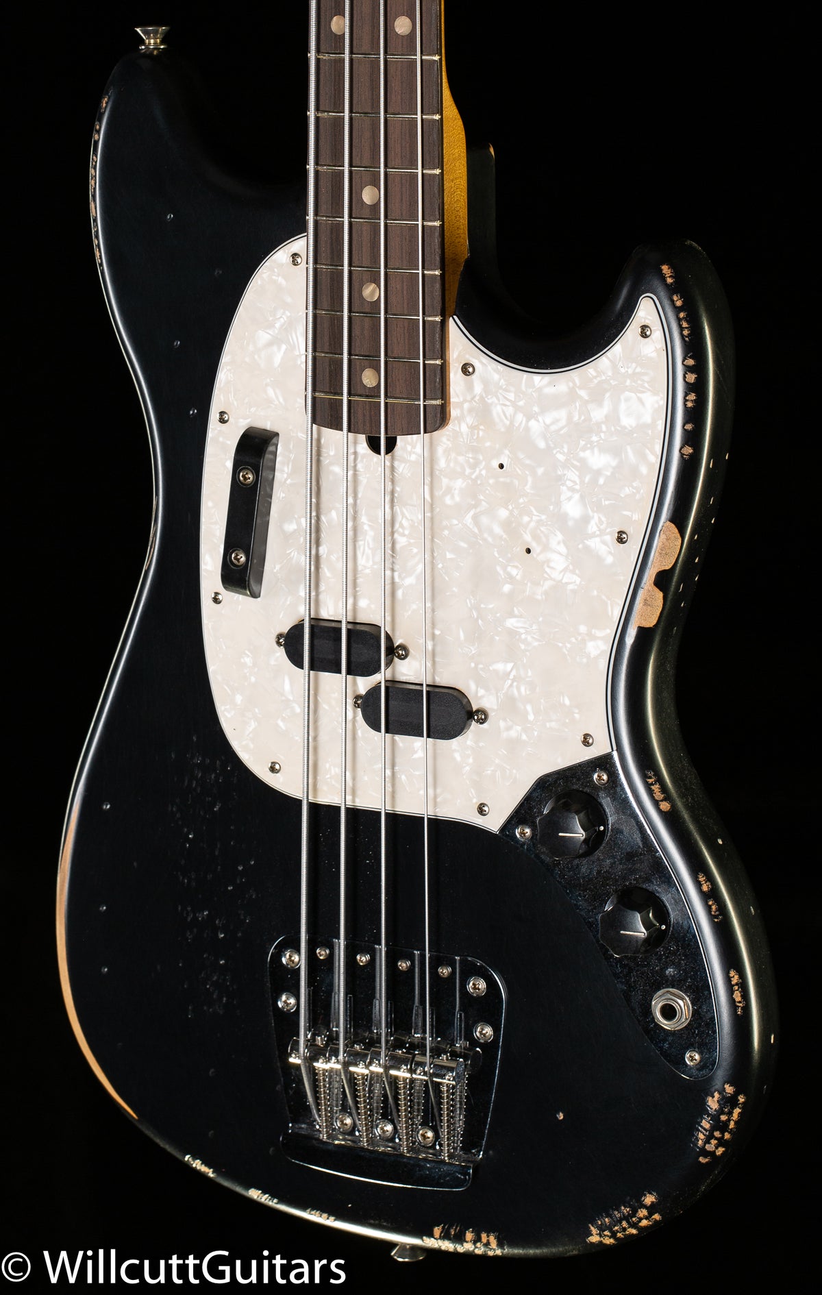 Fender JMJ Road Worn Mustang Bass Black (985) Bass Guitar