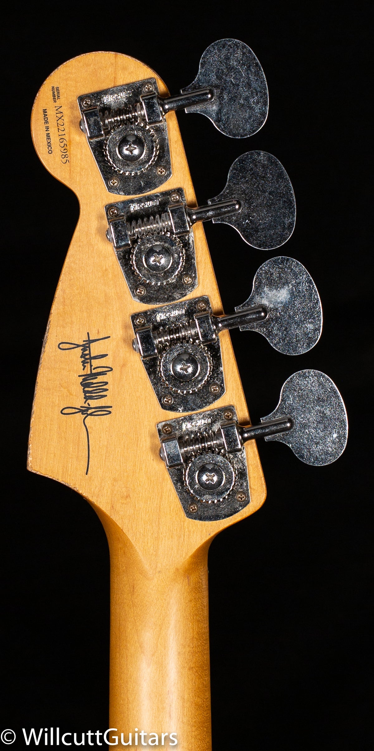 Fender JMJ Road Worn Mustang Bass Black (985) Bass Guitar
