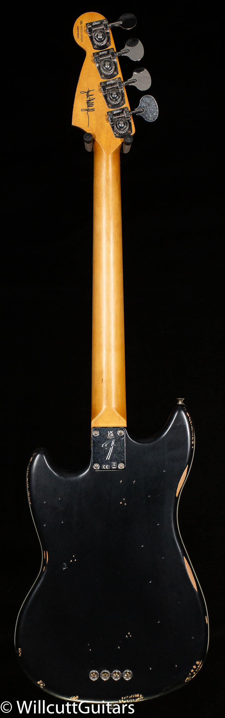 Fender JMJ Road Worn Mustang Bass Black (400)