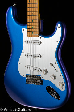 Fender Limited Edition H.E.R. Stratocaster Maple Fingerboard Blue 