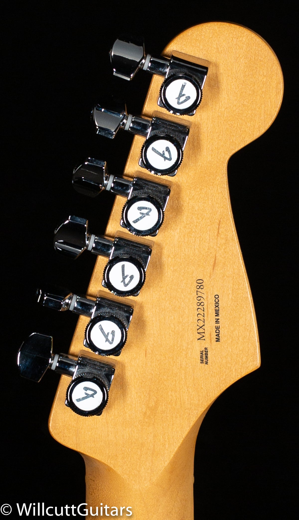 Fender Player Plus Stratocaster MN 3-Color Sunburst Lefty (780)