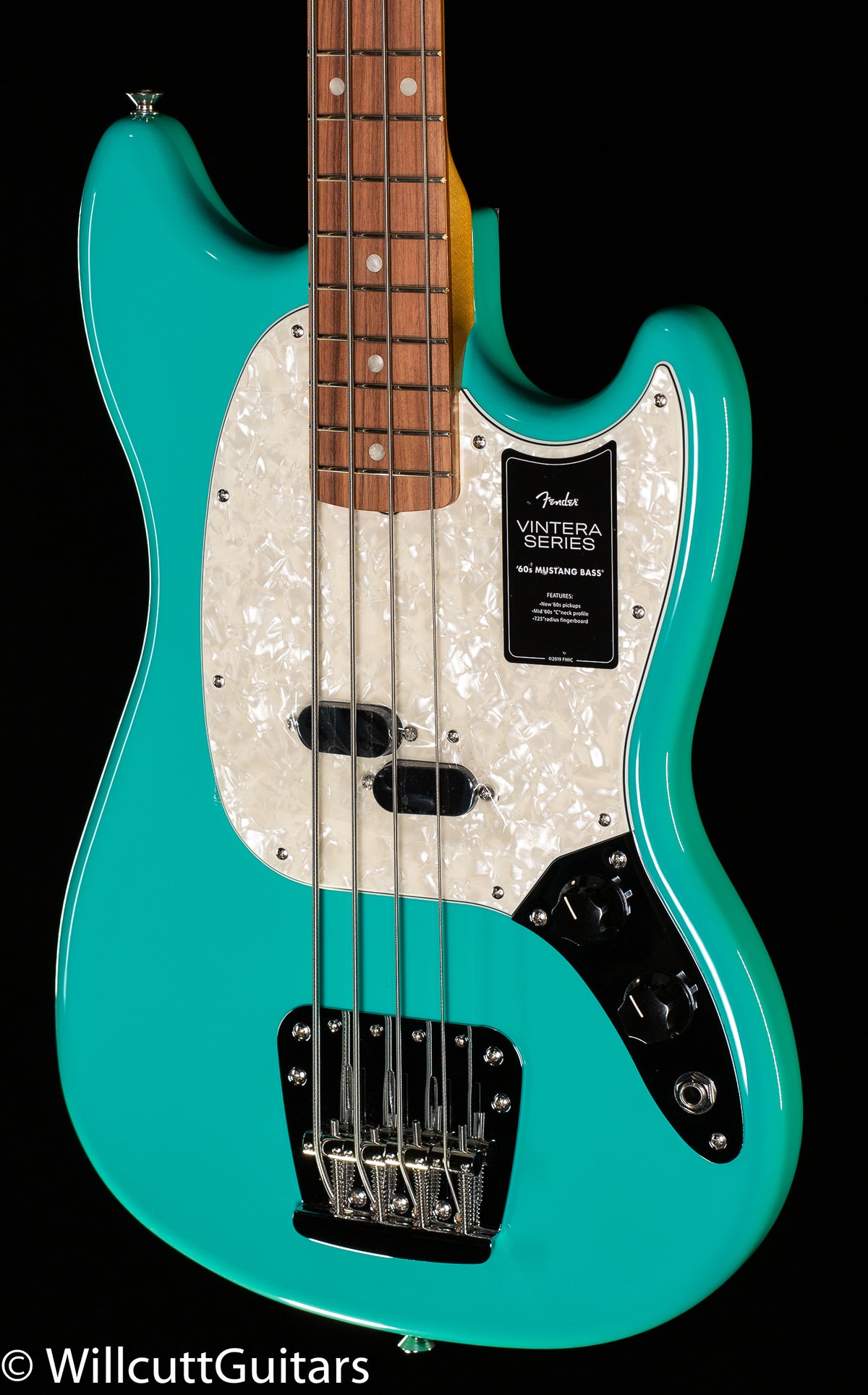 Fender Vintera '60s Mustang Bass Pau Ferro Fingerboard Sea Foam Green (407)