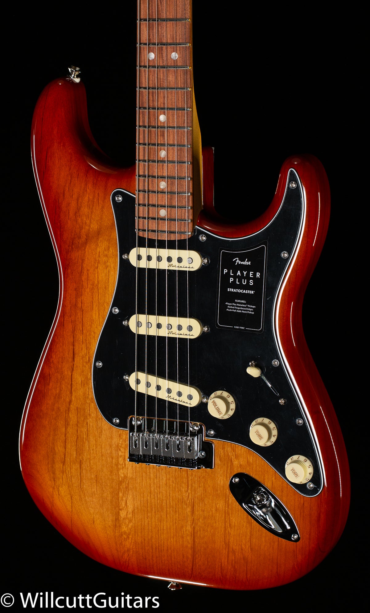 Fender Player Plus Stratocaster Pau Ferro Fingerboard Sienna Sunburst (576)
