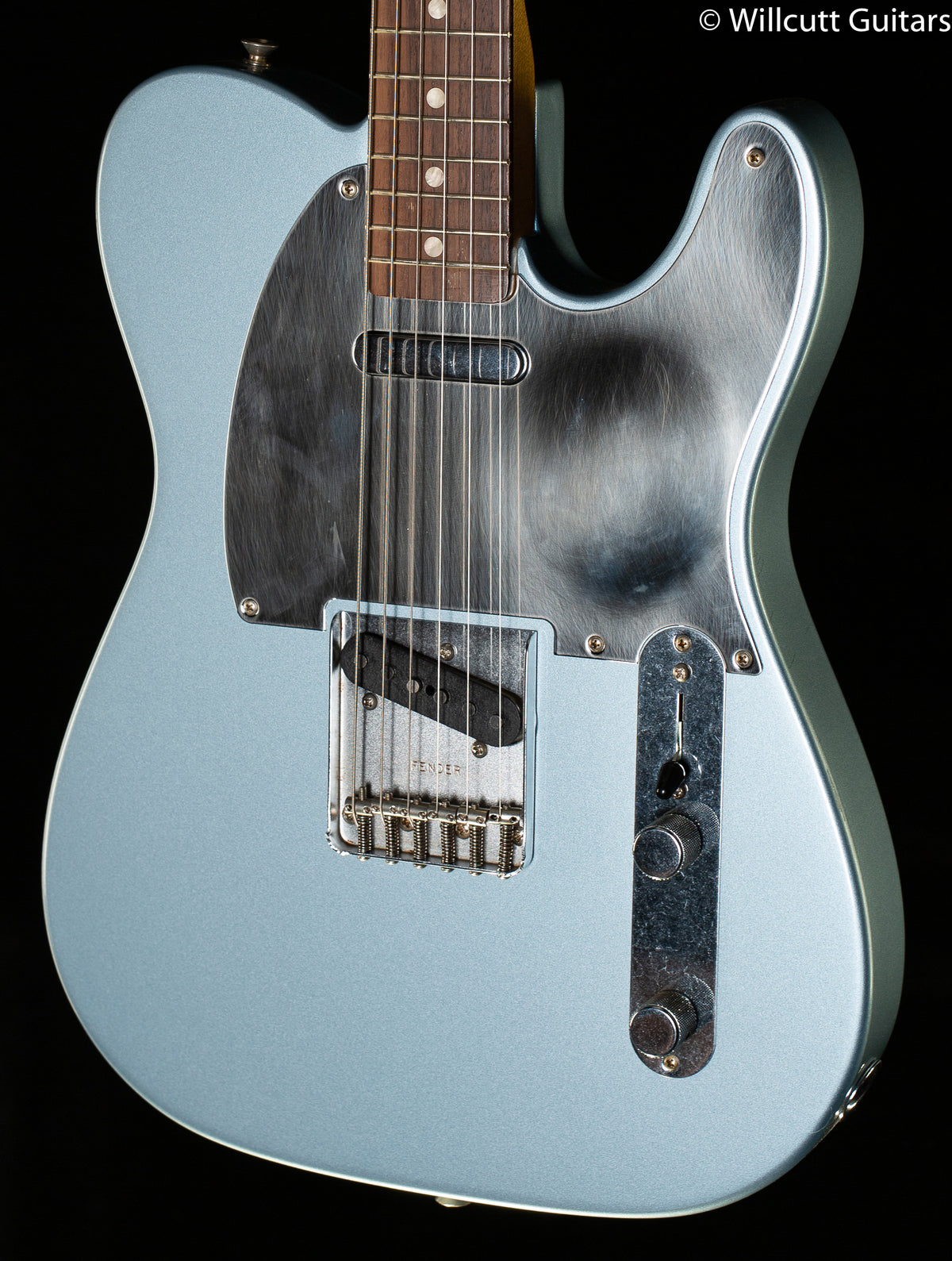 Fender Chrissie Hynde Telecaster Rosewood Fingerboard Ice Blue Metallic (717)