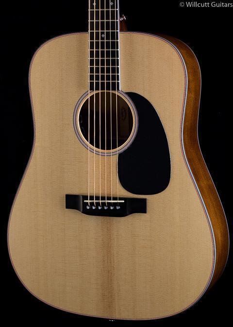 Martin D-16E (841)