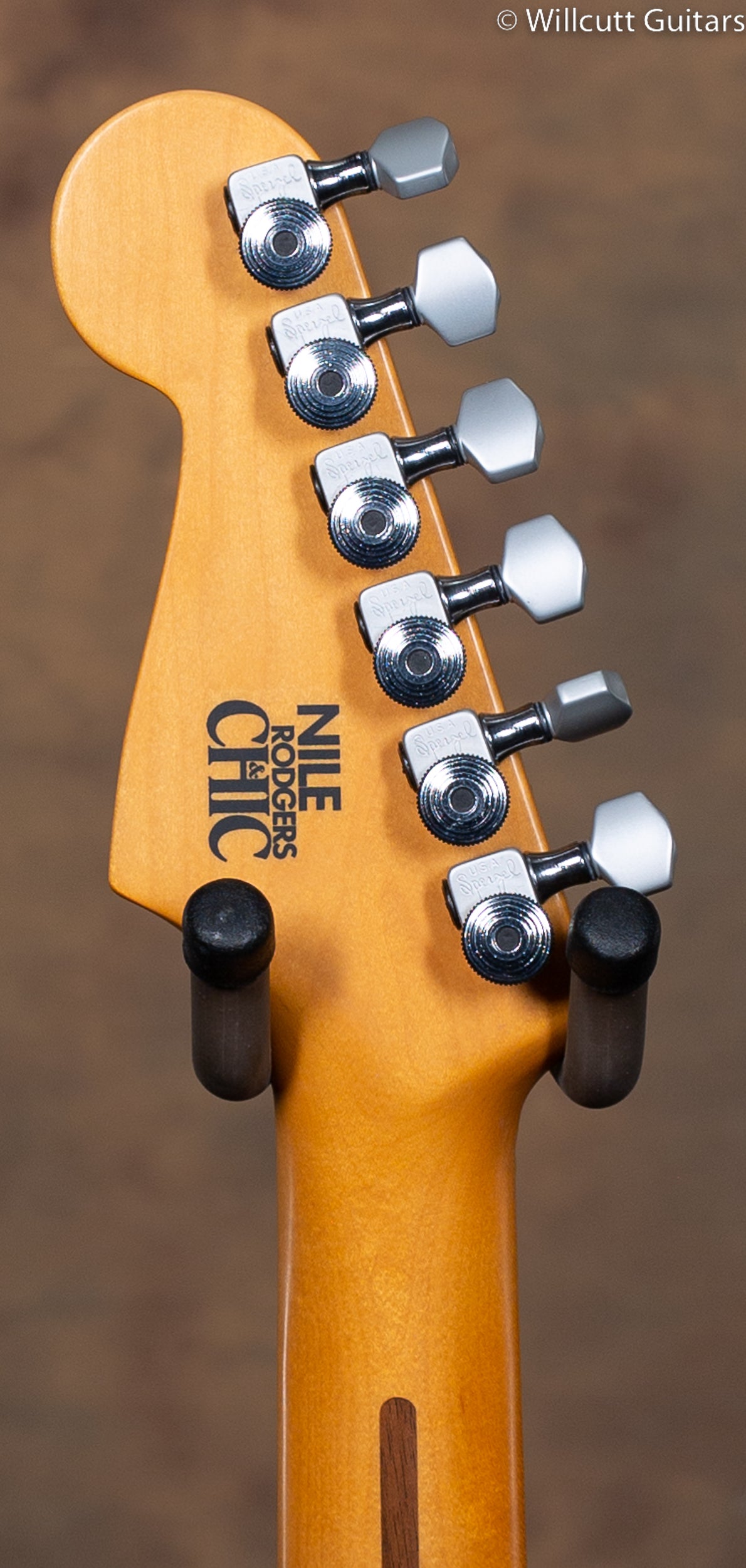 Fender Nile Rodgers Hitmaker Stratocaster Maple Fingerboard Olympic White