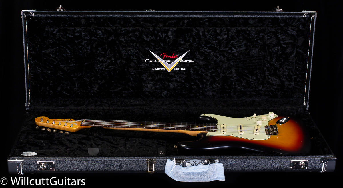 Fender Custom Shop Willcutt True &#39;62 Stratocaster Journeyman Relic 3-Tone Sunburst 60s Oval C