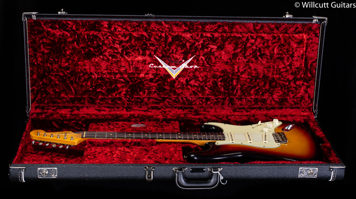 Fender Custom Shop Willcutt True '62 Stratocaster Journeyman Relic 3-Color Sunburst 60 C