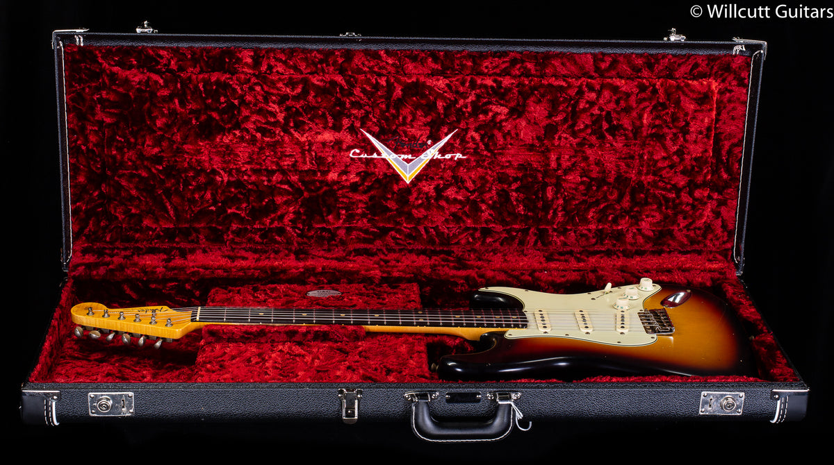 Fender Custom Shop Willcutt True '62 Stratocaster Journeyman Relic 3-Color Sunburst 60 C