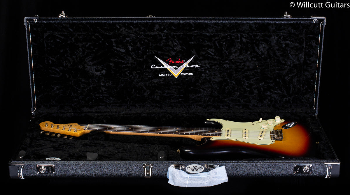 Fender Custom Shop Willcutt True &#39;62 Stratocaster Journeyman Relic 3-Color Sunburst Large C