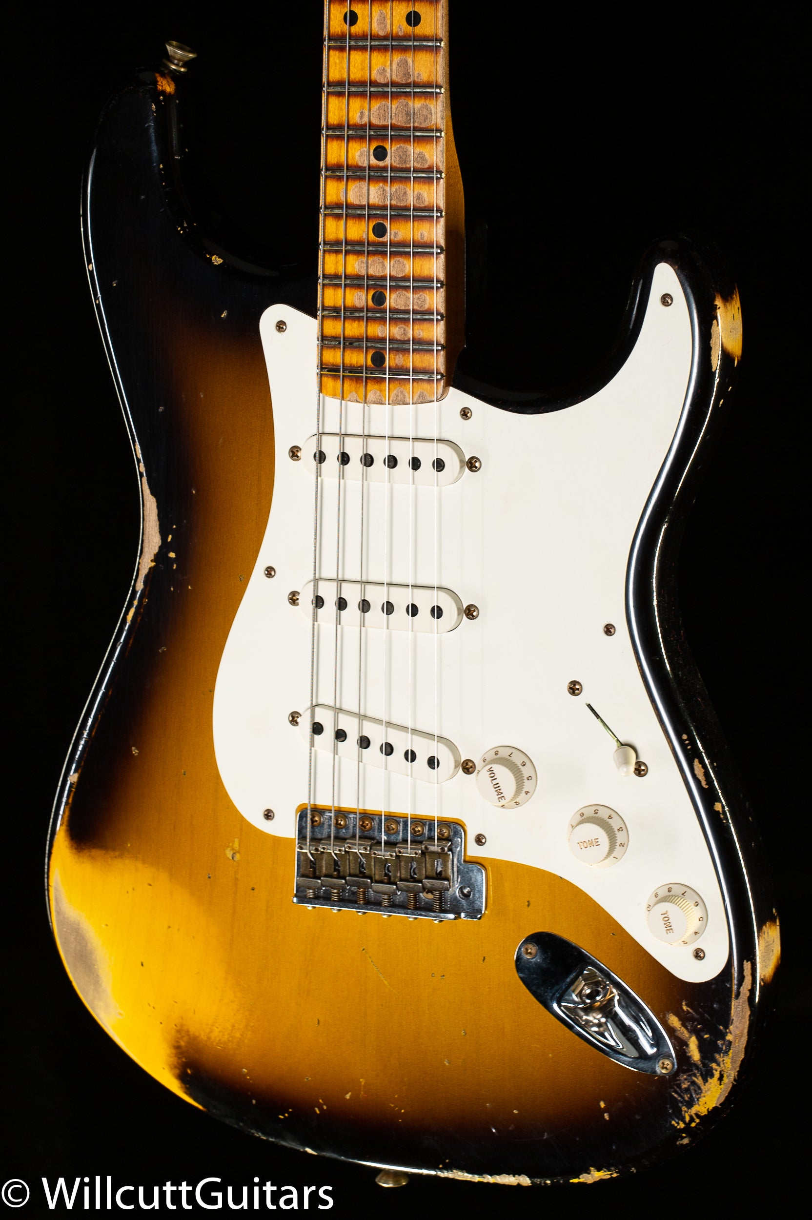 vinden er stærk synd gentagelse Fender Custom Shop 1957 Stratocaster Heavy Relic 2-Tone Sunburst (635) -  Willcutt Guitars