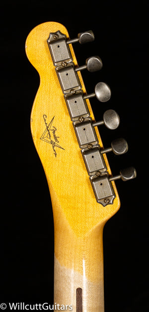 FENDER CUSTOM SHOP 52 TELECASTER® RELIC® AGED NOCASTER® BLONDE (780)