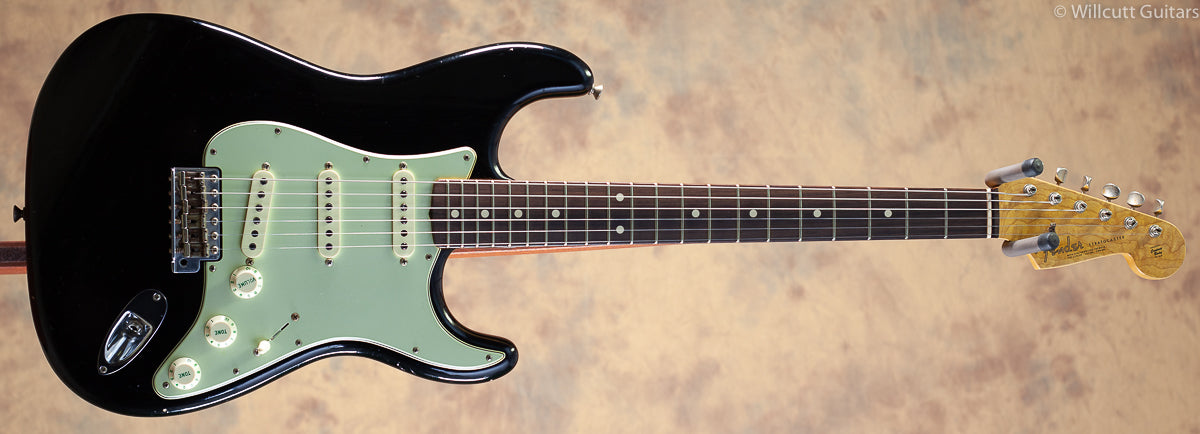 Fender Custom Shop Willcutt True &#39;62 Stratocaster Black 57V USED (762)