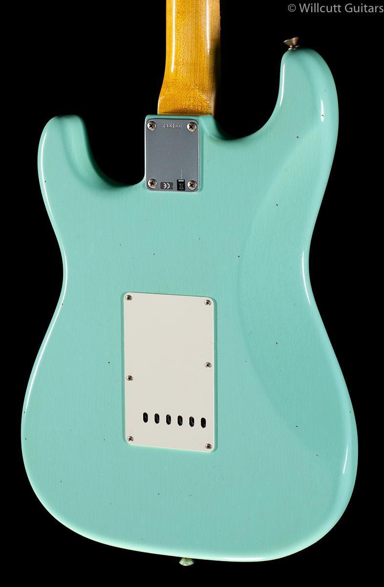 fender-custom-shop-1960-stratocaster-journeyman-relic-surf-green-166