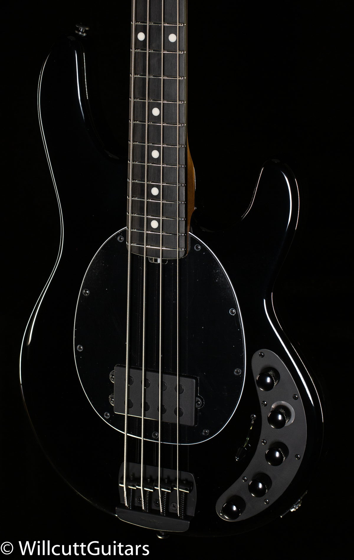 Ernie Ball Music Man StingRay DarkRay Obsidian Black Roasted Maple/Ebony Black