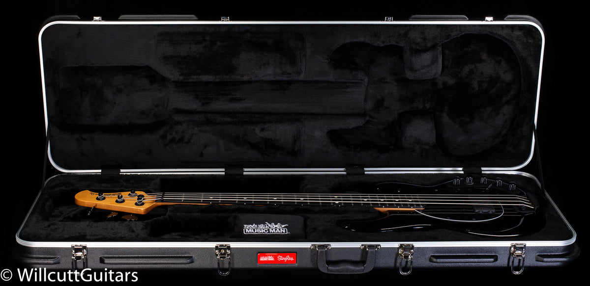 Ernie Ball Music Man StingRay DarkRay Obsidian Black Roasted Maple/Ebony Black