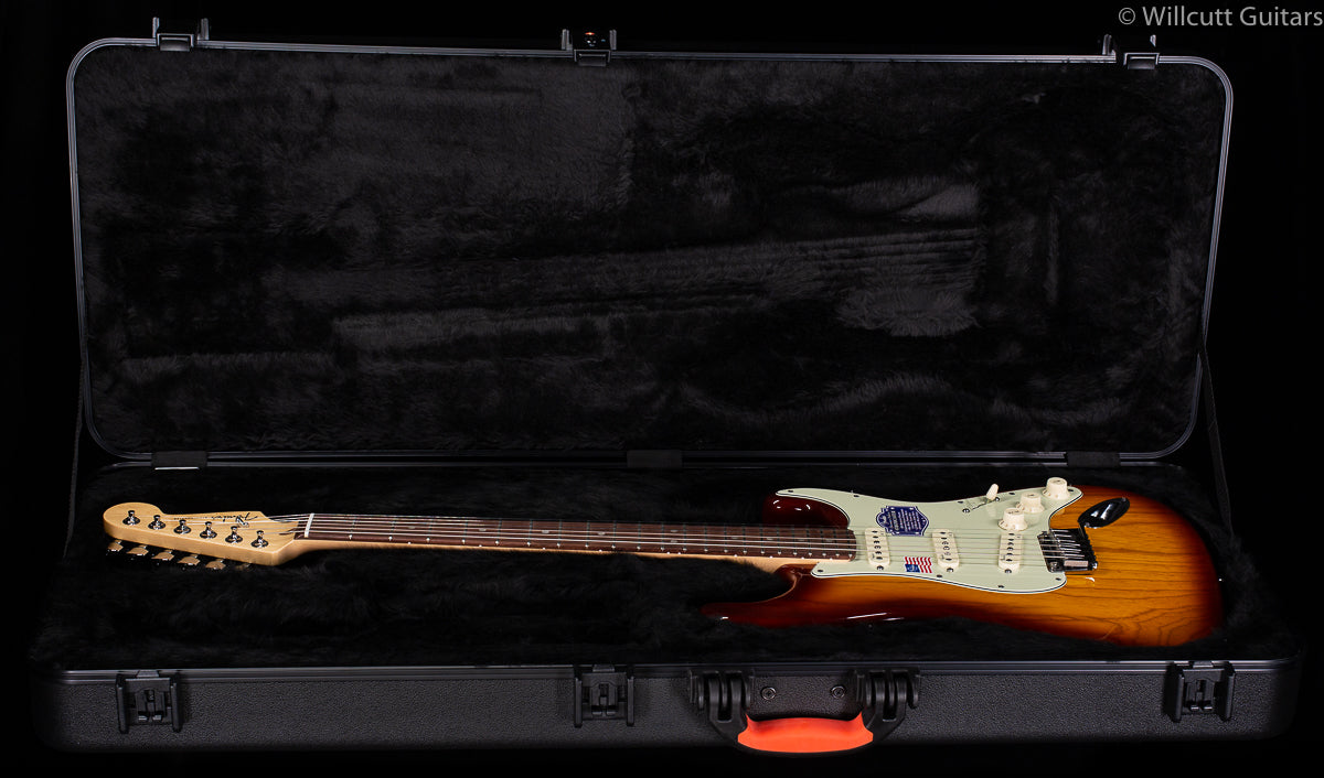 Fender American Deluxe Stratocaster Ash Tobacco Sunburst