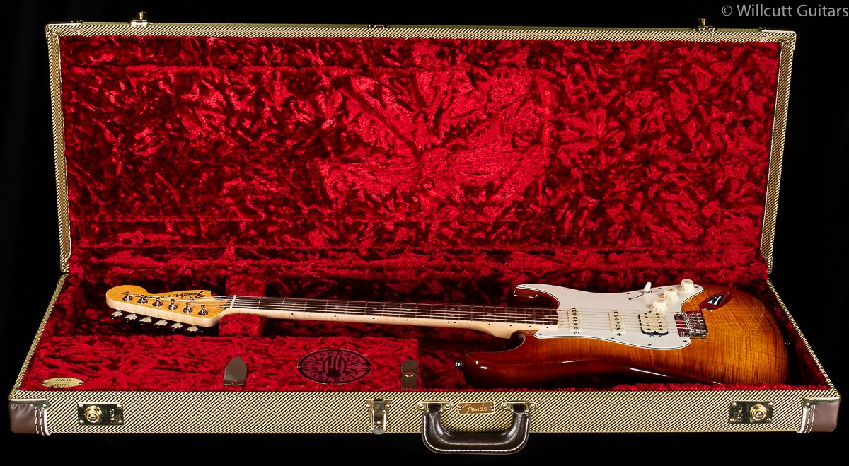 Fender Select Stratocaster HSS Tobacco Sunburst